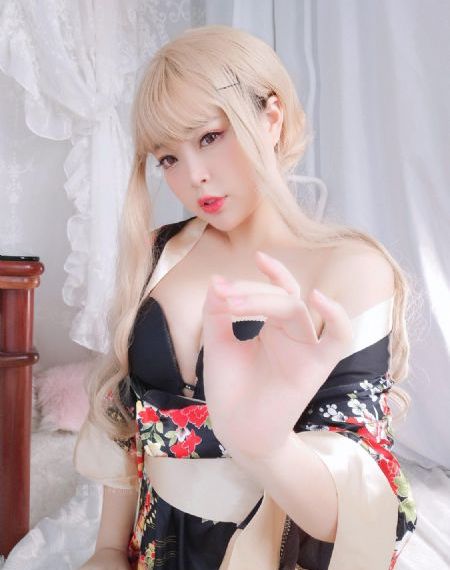 2017欧美街拍冬季_720高清在线观看