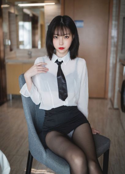 欧美大尺度师生电影_免费国语在线观看