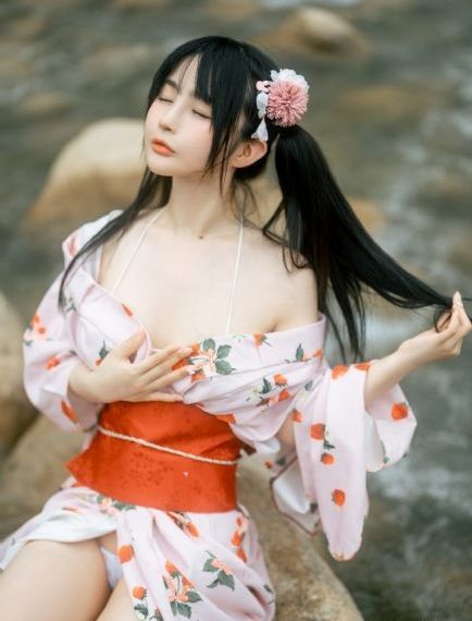 欧美歌手牙妹_1080神马在线观看