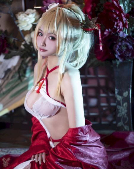 欧美模特街拍女_BD在线播放