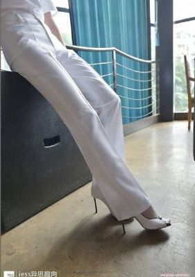 另类制服欧美丝袜_BD英语电影完整版在线观看