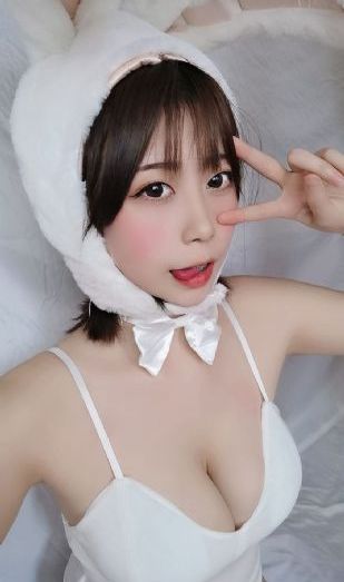 亚洲中文字幕av忘忧草_4K免费观看超清